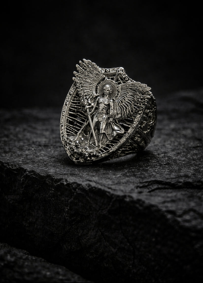 ST. MICHAEL — SIGNET OF AUTHORITY